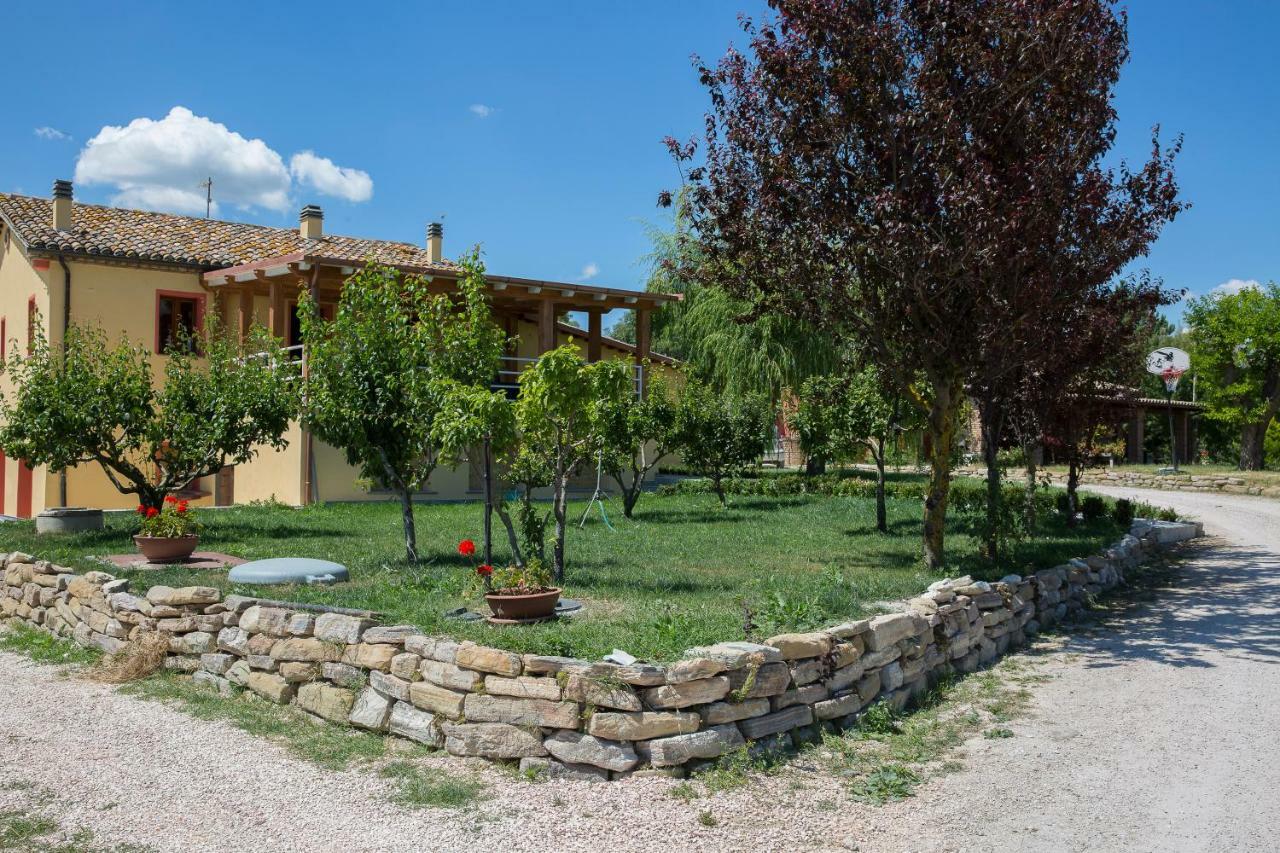 Agriturismo Le Capannacce Урбанія Екстер'єр фото